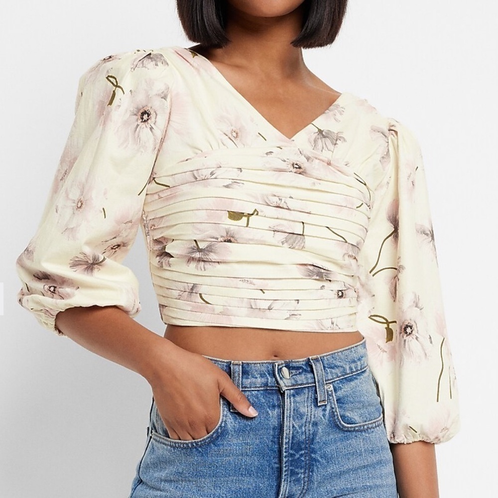 SALE!!! EXPRESS Large Balloon Sleeve Smocked Poppies Print Linen Blend Crop Top